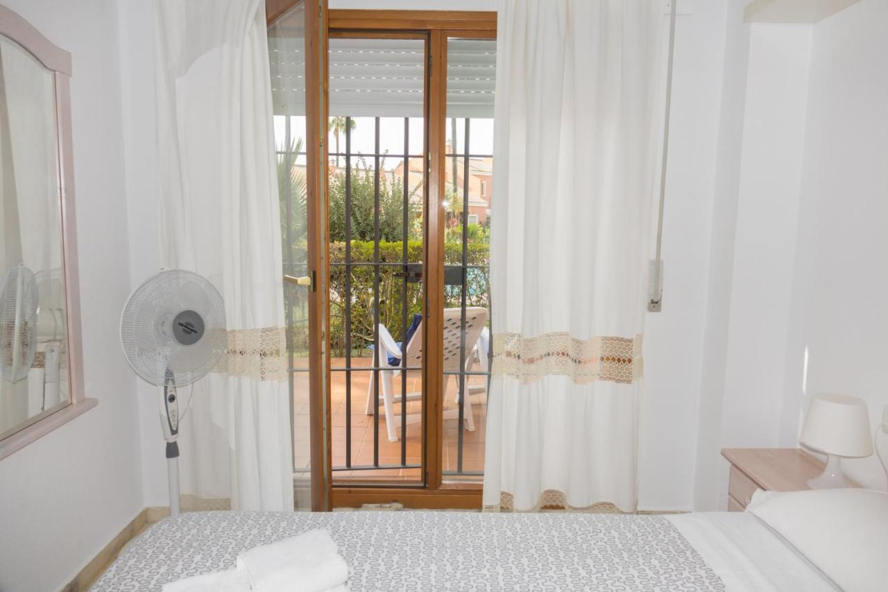 Apartamento Pink Mariposas Chiclana de la Frontera Extérieur photo